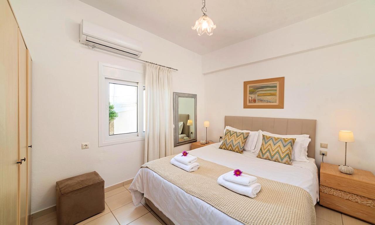 Olive Green Villa Heated Pool อายิโอสนิโกลาโอส ภายนอก รูปภาพ